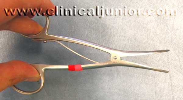 Trousseau Tracheal dilating forceps